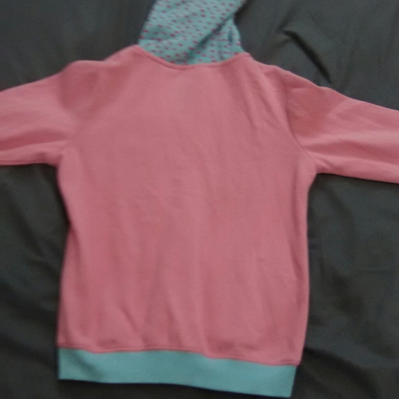 2 little girls jackets and 2 coats - Picture 2 of 8